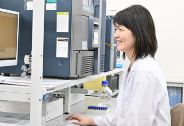 医薬食品課 業務イメージ画像1