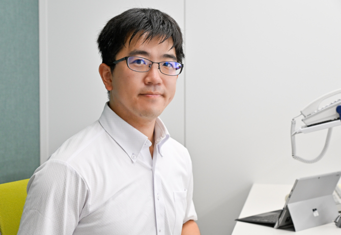 品質保証課職員の写真