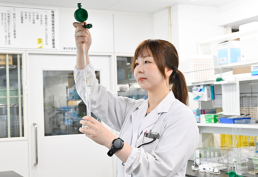 水道検査課職員の写真